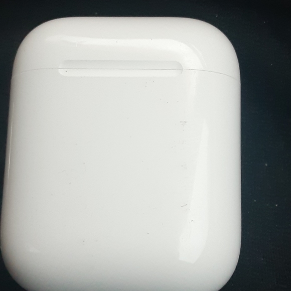 Apple airpods